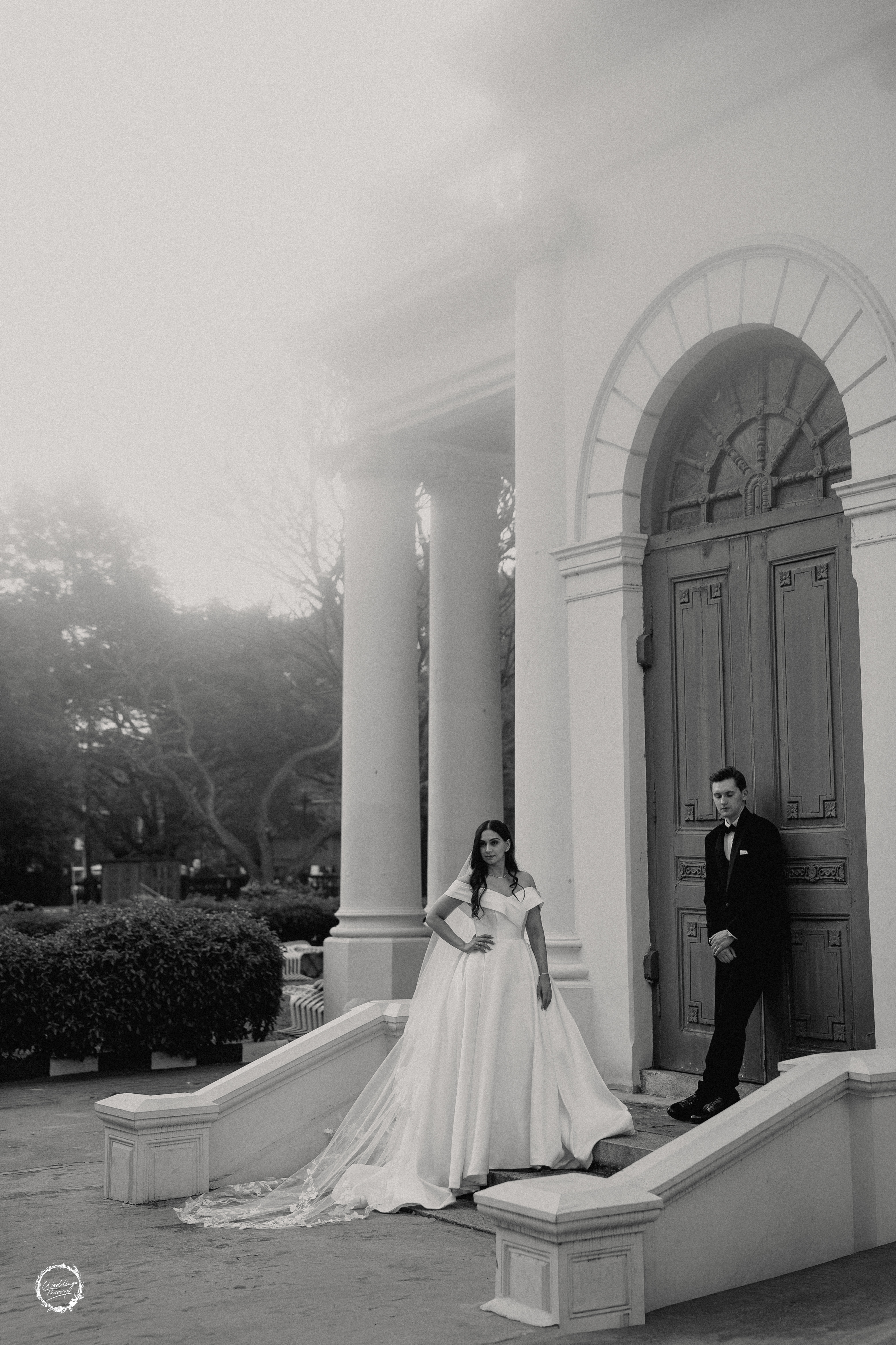 How to Handle Rain on Your Wedding Day Photoshoot