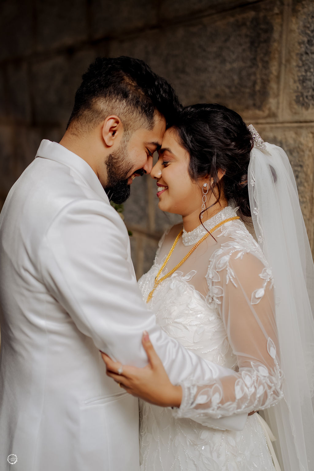 How to Make Sure Important Guests Appear in Your Wedding Photos