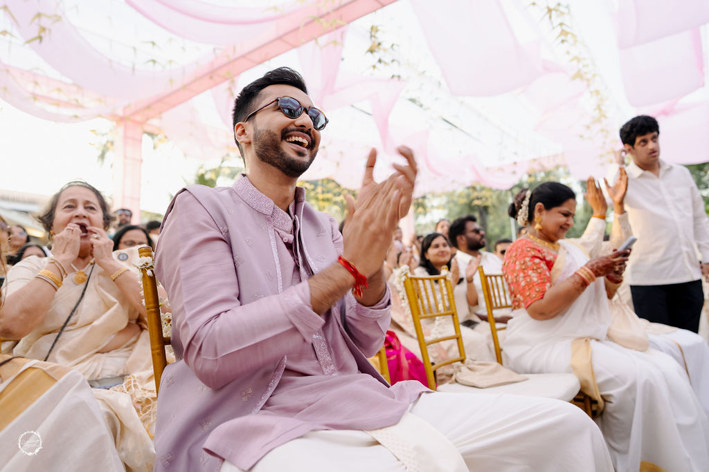 How to Get Great Wedding Photos in Small Venues