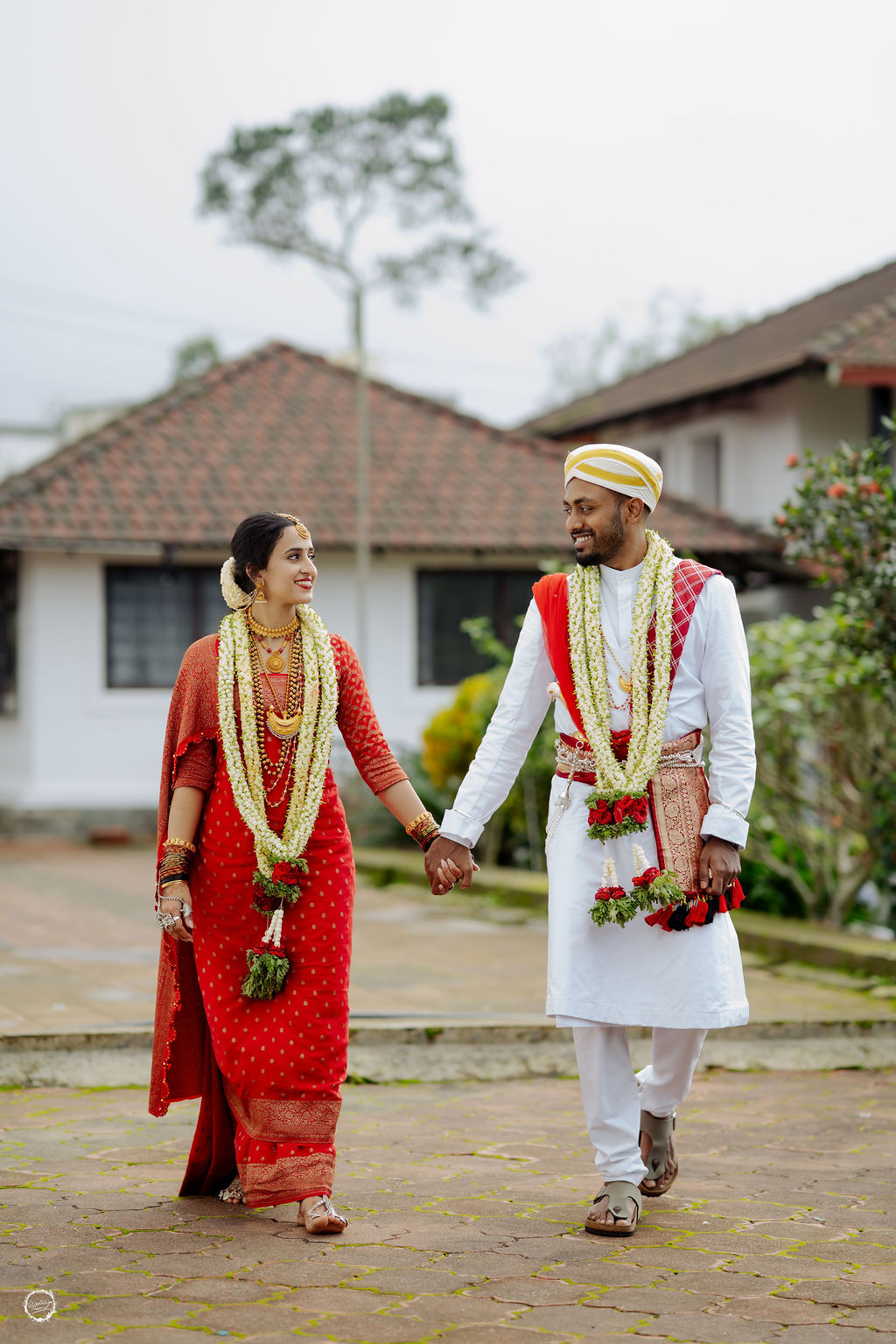 How to Photograph a Wedding Under Harsh Sunlight